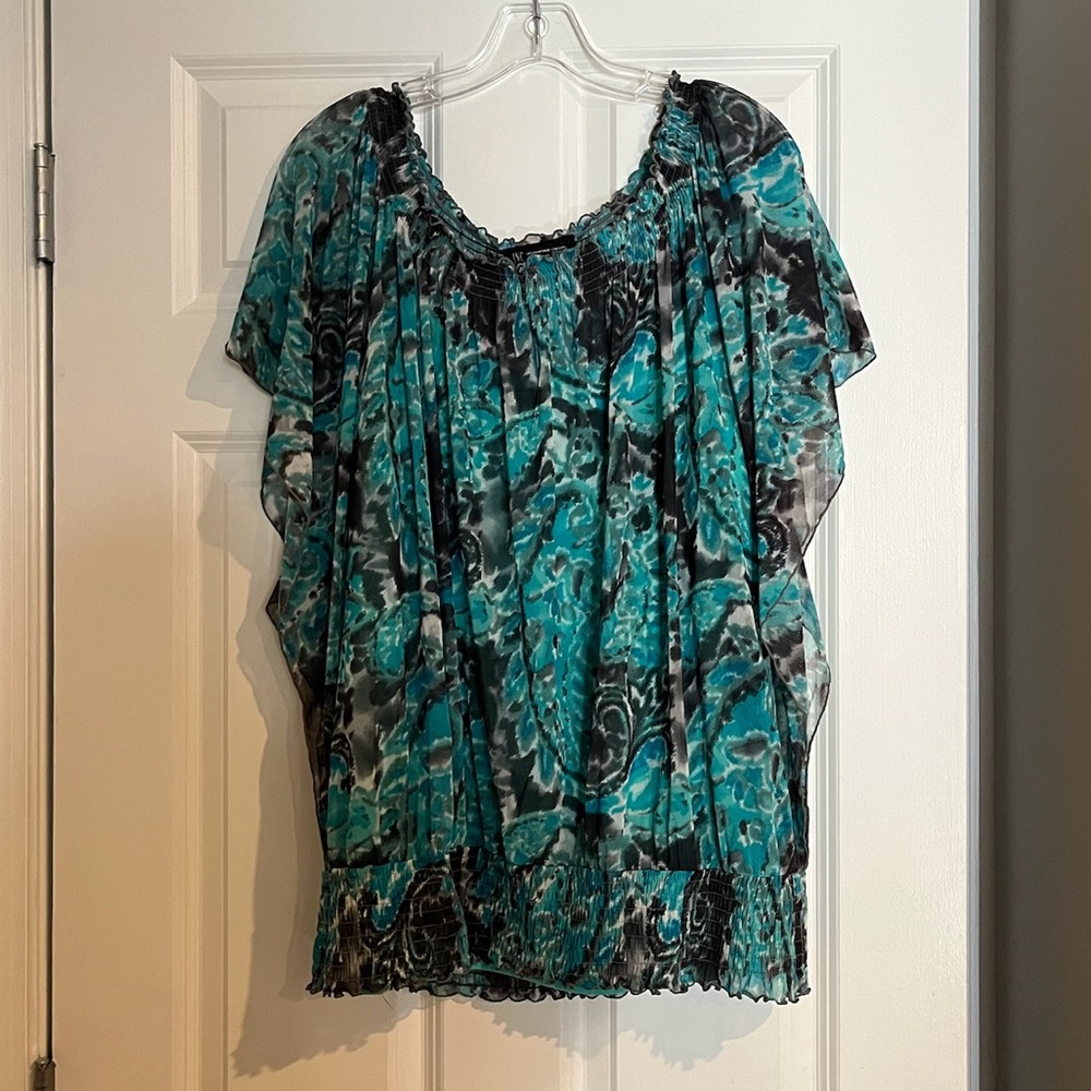 Women’s Plus Size Floral Blouse - Teal and Black